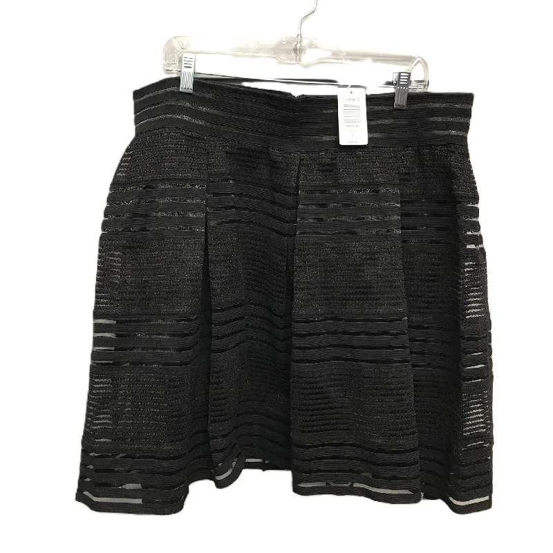 Skirt Mini & Short By Torrid In Black, Size: 20