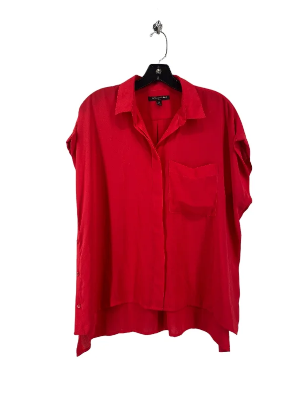 Top Short Sleeve By Banana Republic In Red, Size: Xs